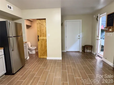 52 Cheshire Drive Black Mountain NC 28711