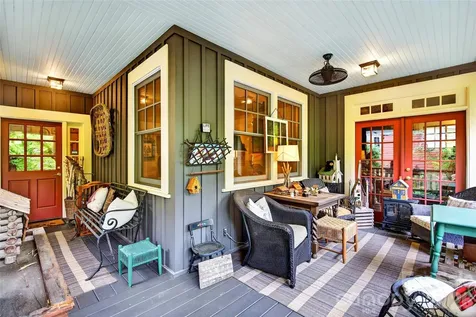 52 Cheshire Drive Black Mountain NC 28711