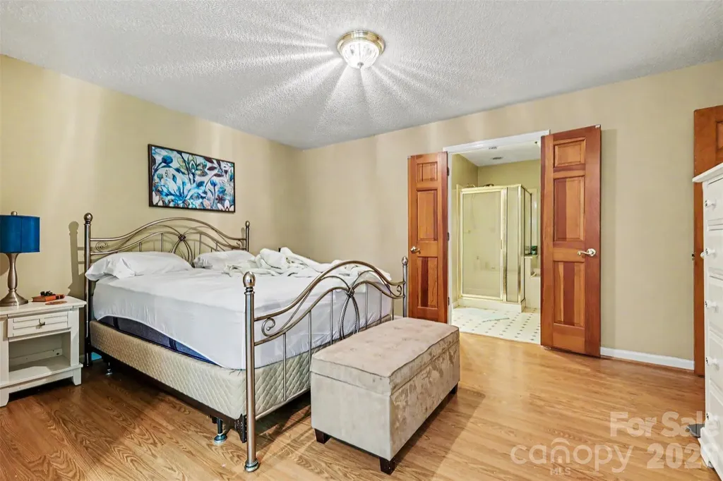 104 Provincial Road Gastonia NC 28056