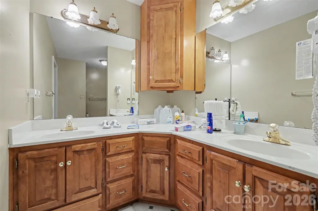 104 Provincial Road Gastonia NC 28056