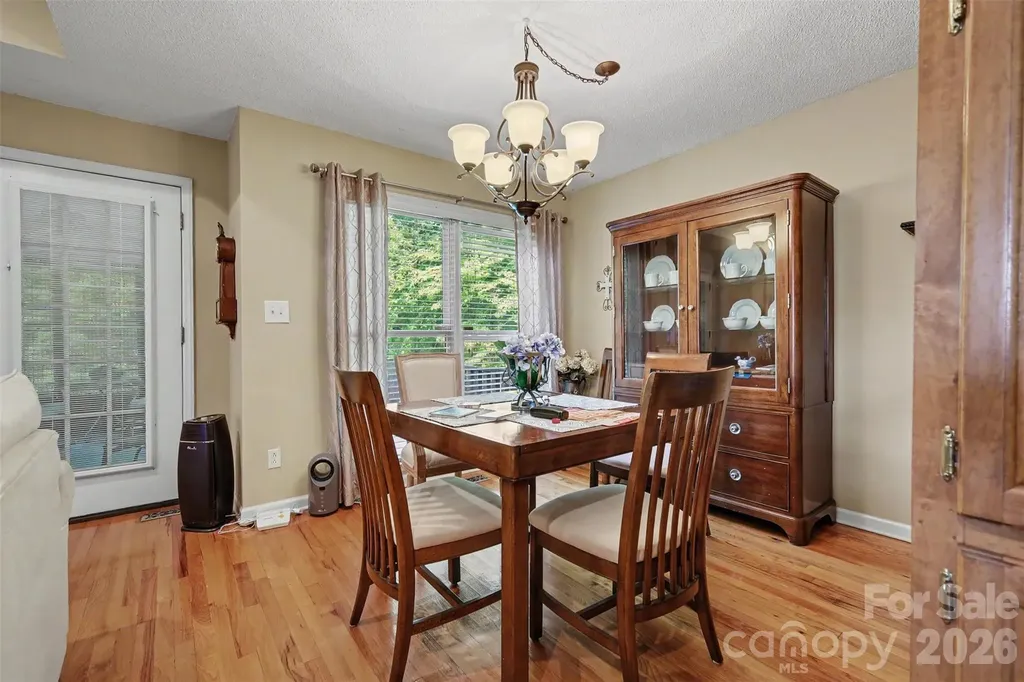 104 Provincial Road Gastonia NC 28056
