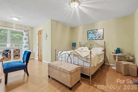 104 Provincial Road Gastonia NC 28056