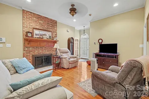 104 Provincial Road Gastonia NC 28056