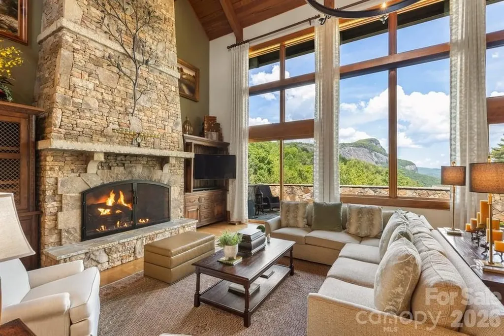 70 Norton Court Highlands NC 28741