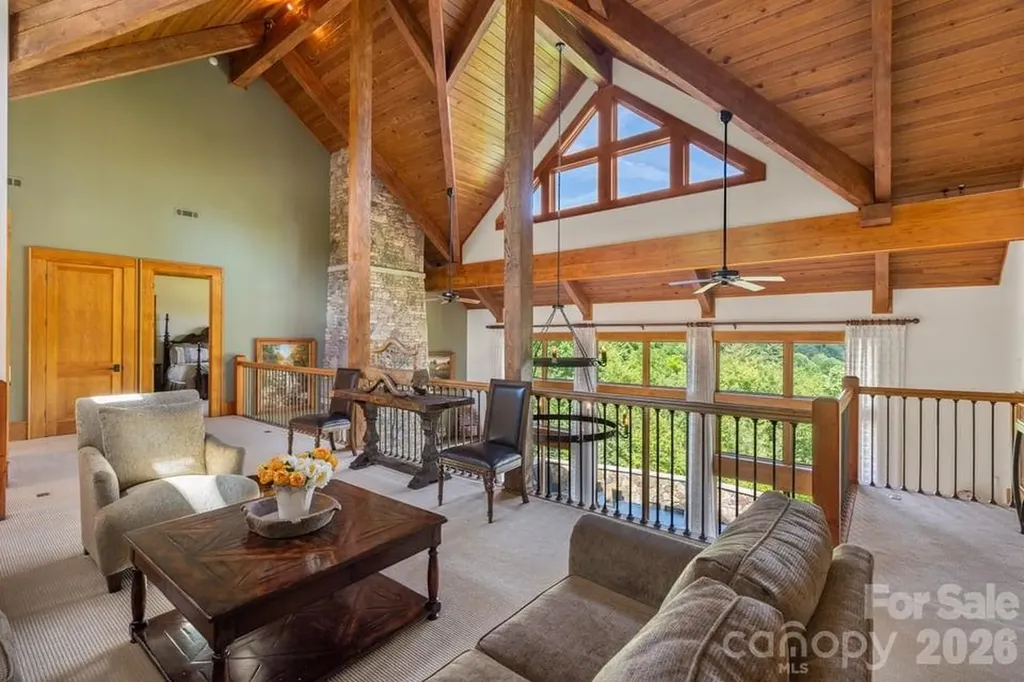 70 Norton Court Highlands NC 28741
