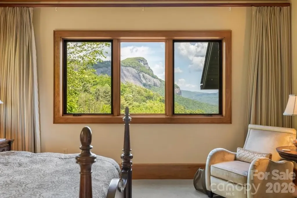 70 Norton Court Highlands NC 28741