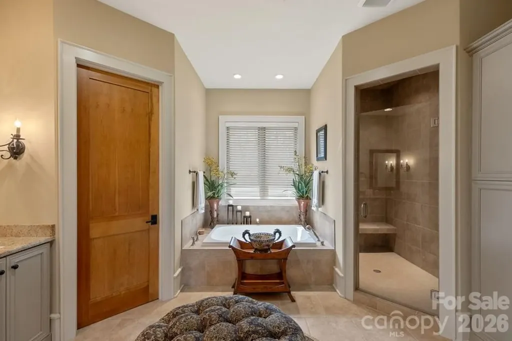 70 Norton Court Highlands NC 28741