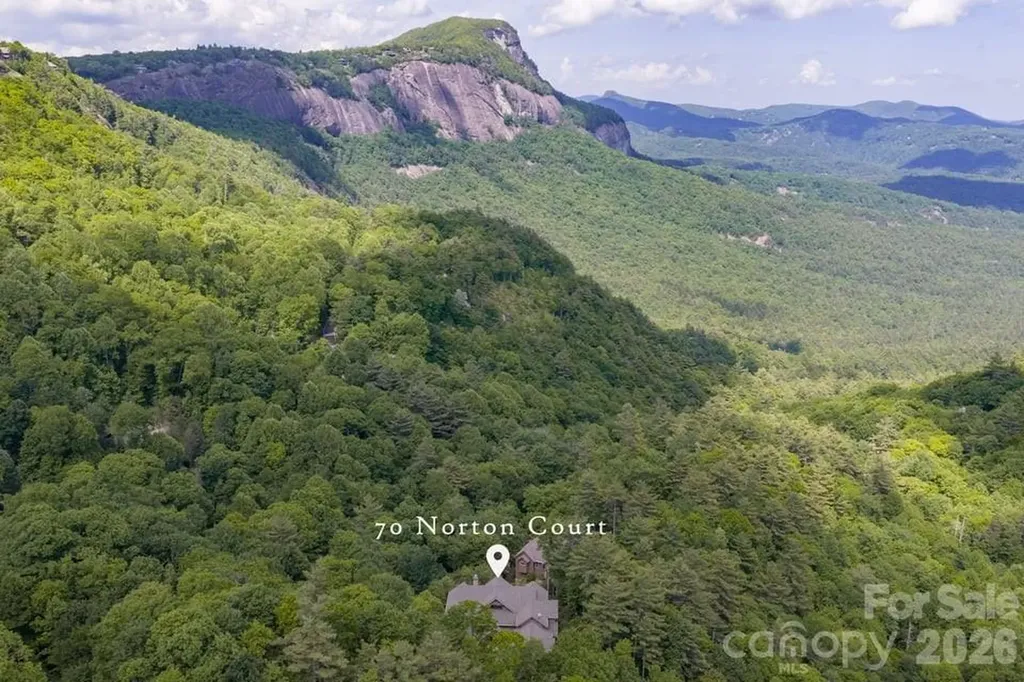 70 Norton Court Highlands NC 28741