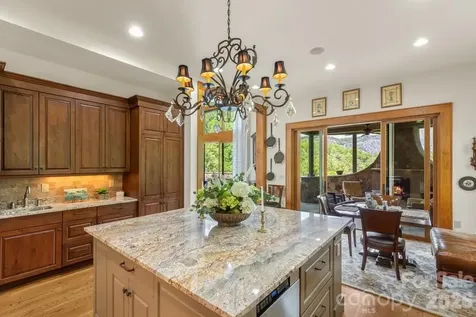 70 Norton Court Highlands NC 28741