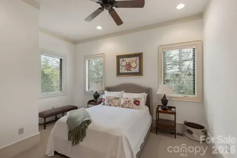 70 Norton Court Highlands NC 28741