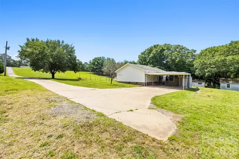 1249 Hardin Road Dallas NC 28034