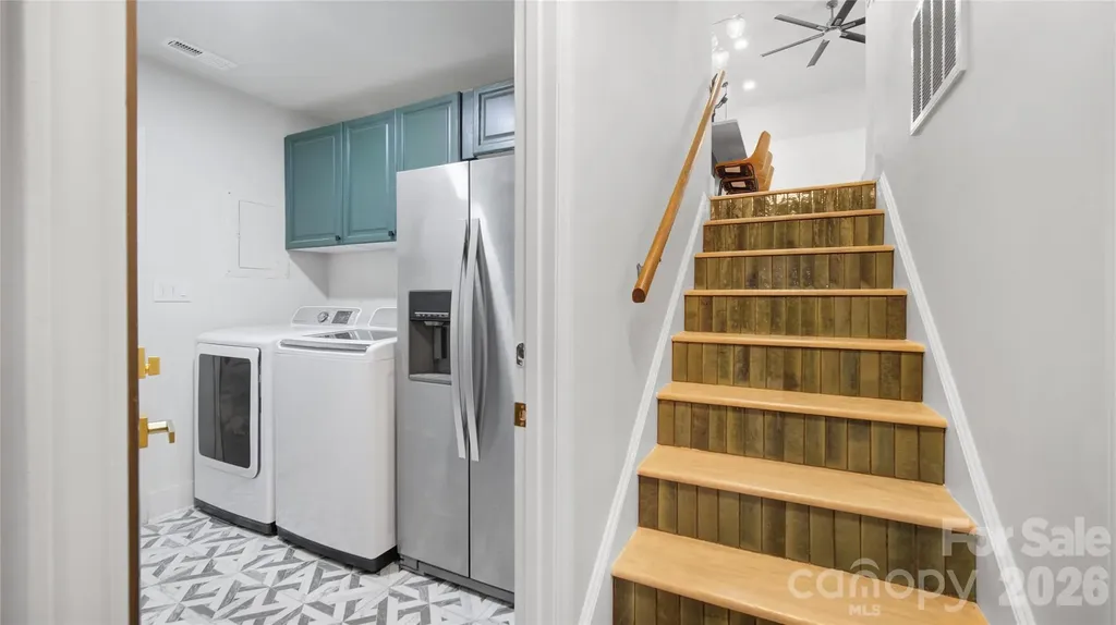 1634 Lumarka Drive Charlotte NC 28212