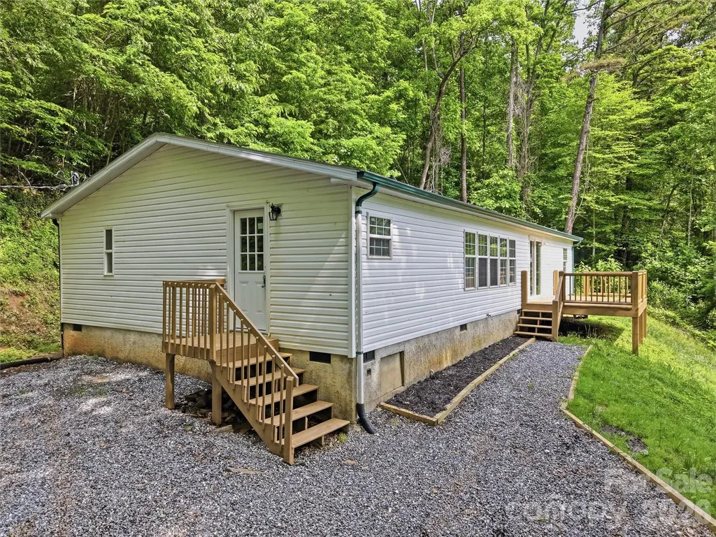 508 Cripple Creek Road Sylva NC 28779