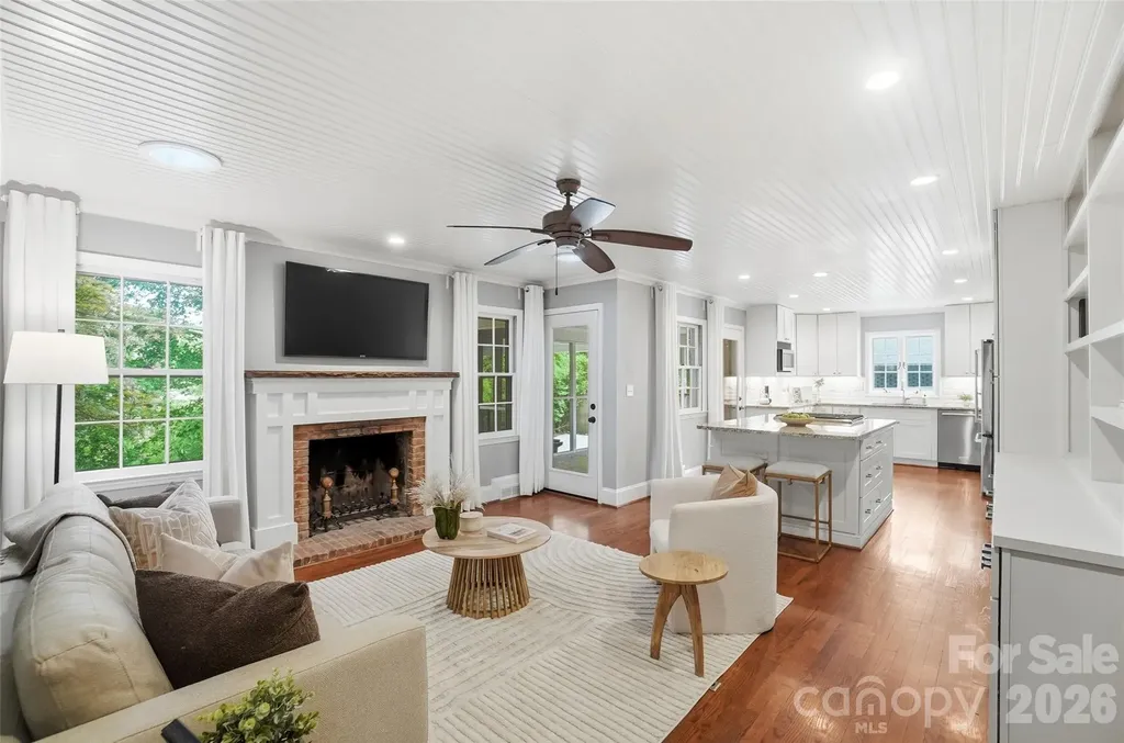 6535 Burlwood Road Charlotte NC 28211