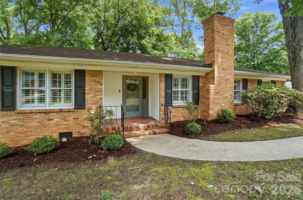 6535 Burlwood Road Charlotte NC 28211