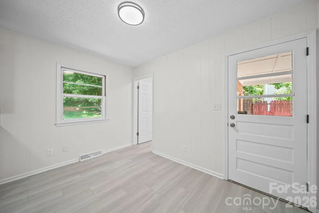 240 Nila Dawn Avenue Gastonia NC 28052