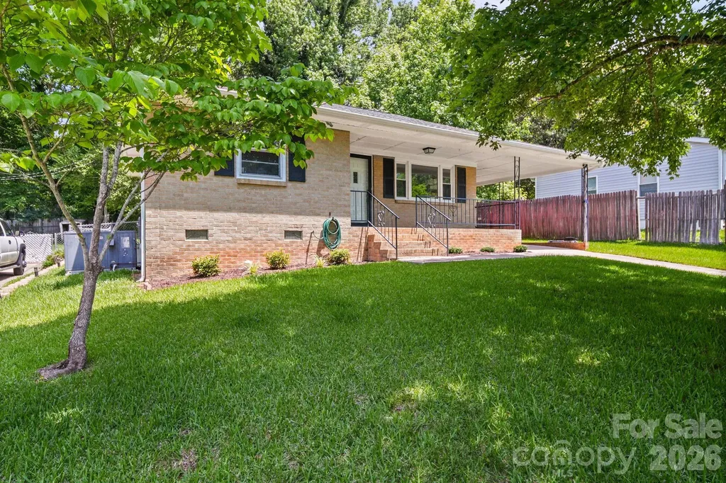 240 Nila Dawn Avenue Gastonia NC 28052