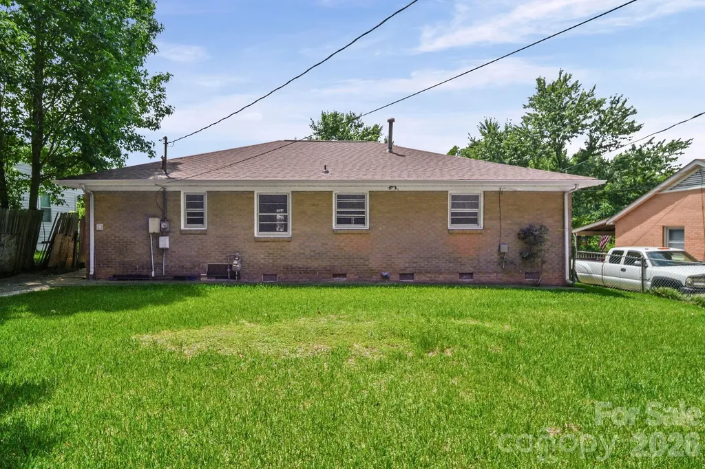 240 Nila Dawn Avenue Gastonia NC 28052