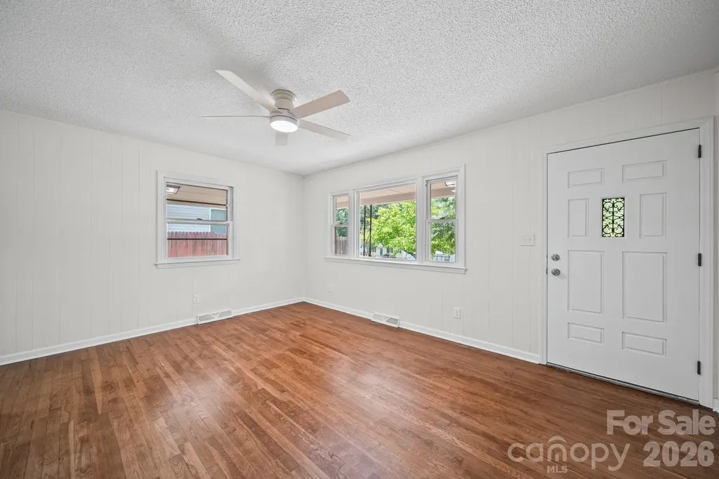 240 Nila Dawn Avenue Gastonia NC 28052