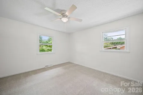 240 Nila Dawn Avenue Gastonia NC 28052