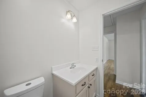240 Nila Dawn Avenue Gastonia NC 28052