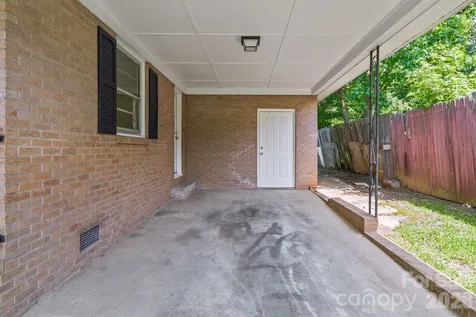 240 Nila Dawn Avenue Gastonia NC 28052