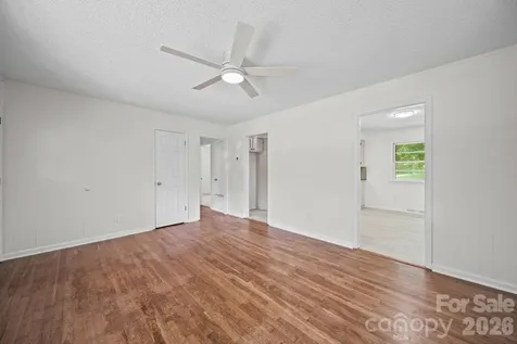 240 Nila Dawn Avenue Gastonia NC 28052