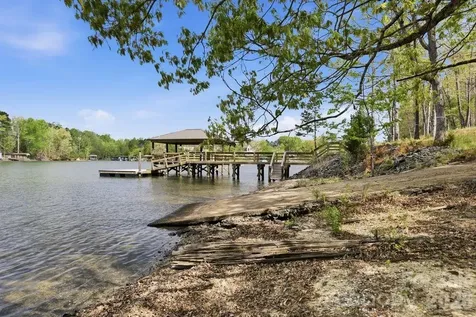 21225 Lake Run Drive Charlotte NC 28278
