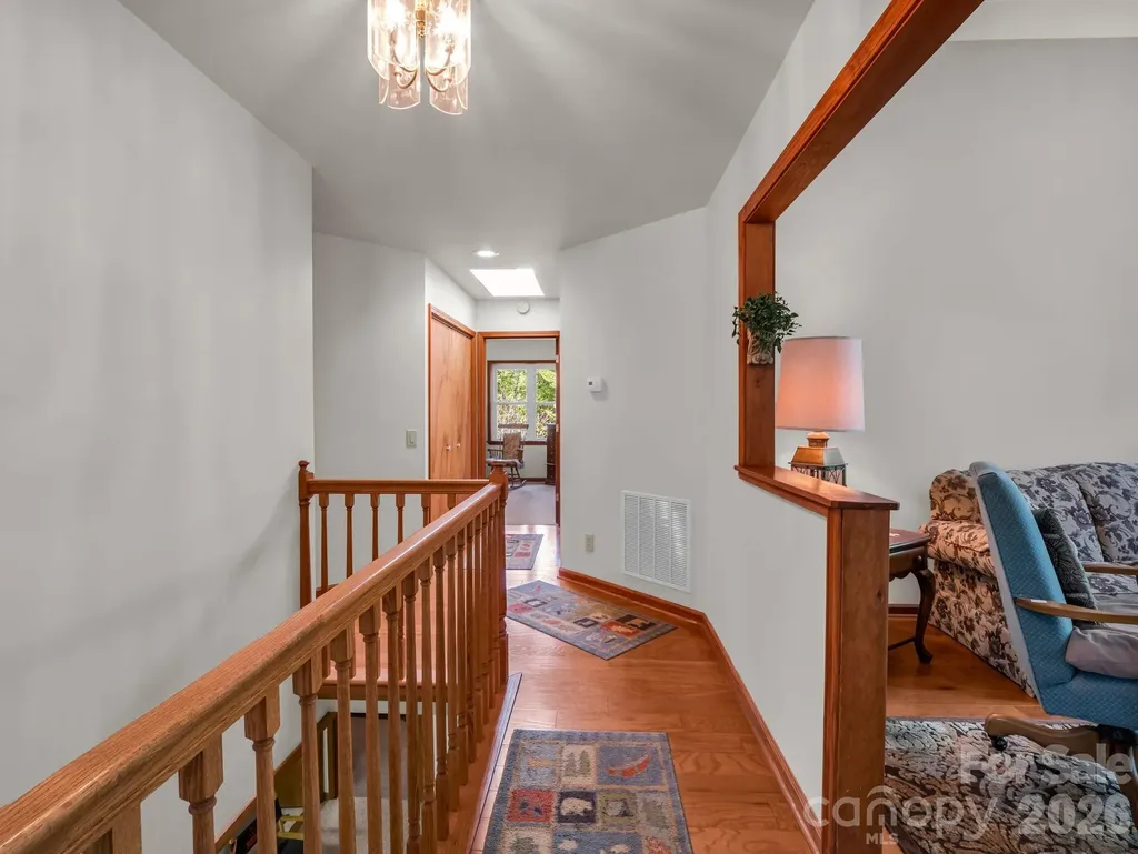 1943 Landrum Road Columbus NC 28722