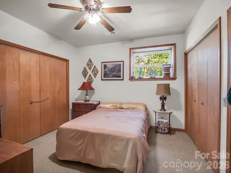 1943 Landrum Road Columbus NC 28722