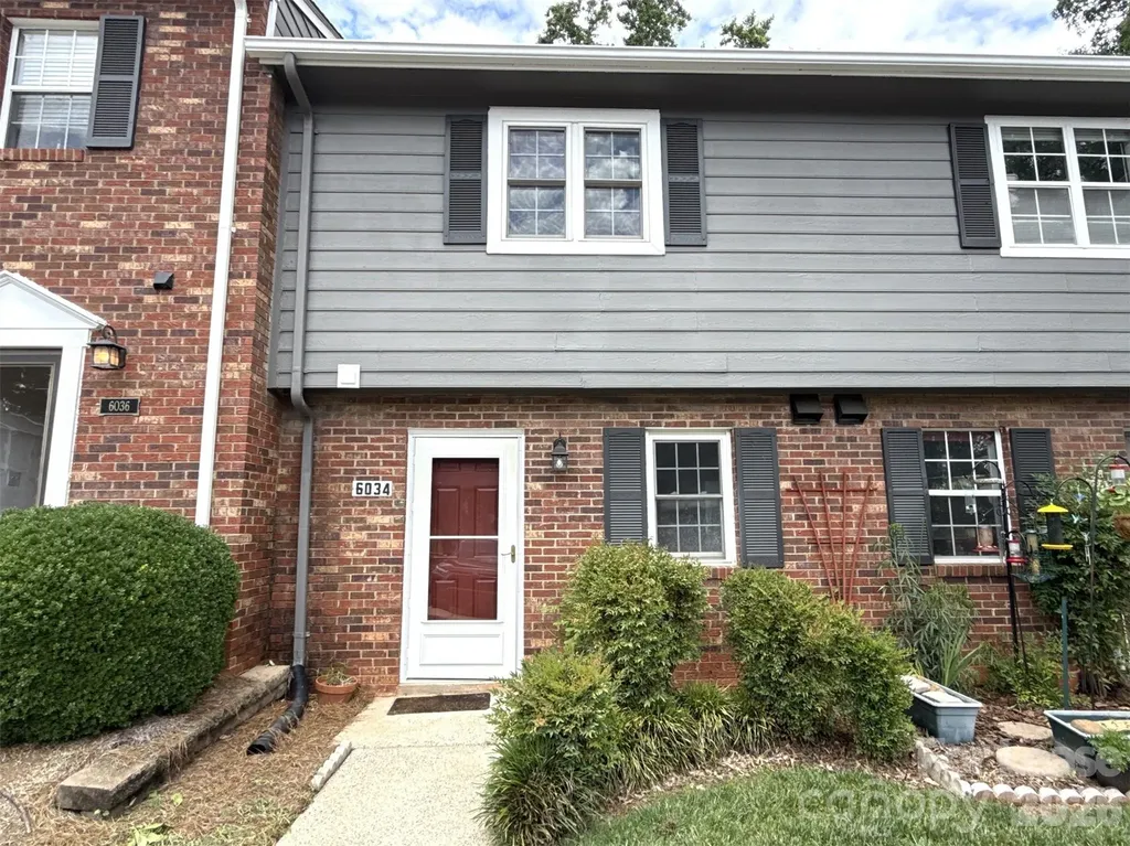 6034 Heath Valley Road Charlotte NC 28210