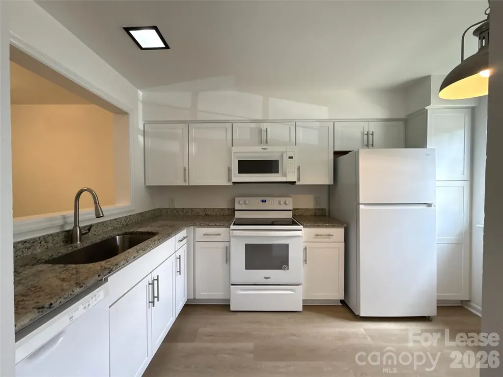 6034 Heath Valley Road Charlotte NC 28210
