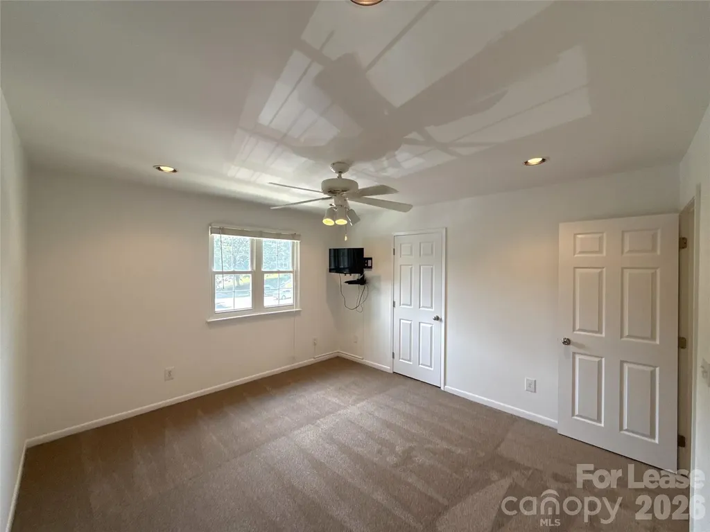 6034 Heath Valley Road Charlotte NC 28210
