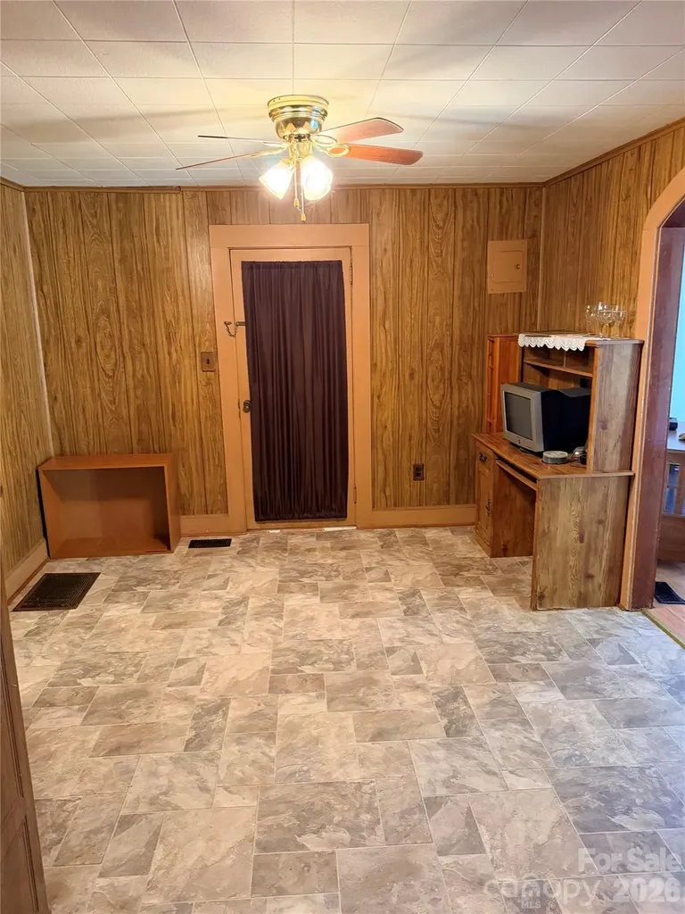 731 10th Street Boulevard NW Hickory NC 28601