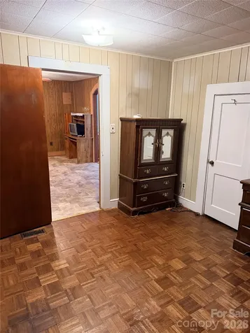 731 10th Street Boulevard NW Hickory NC 28601