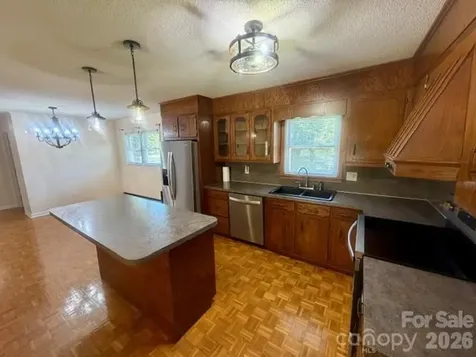 620 Central Street Hudson NC 28638