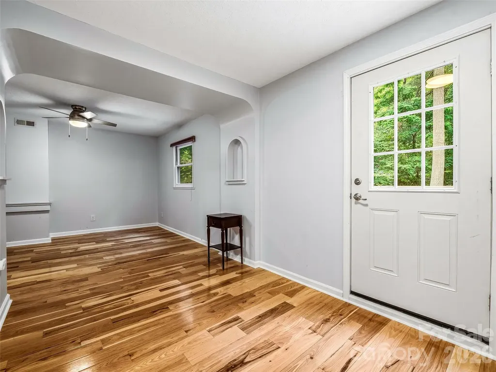 70 Skyline Drive Hendersonville NC 28791