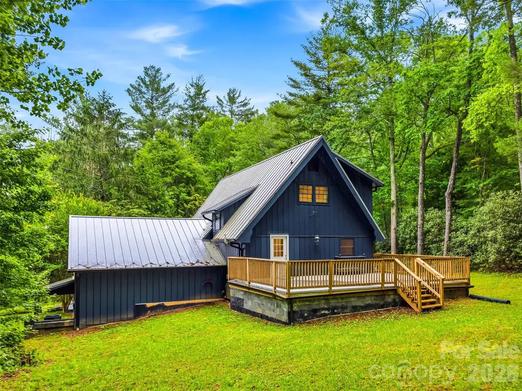 70 Skyline Drive Hendersonville NC 28791