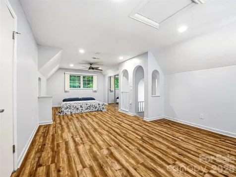 70 Skyline Drive Hendersonville NC 28791