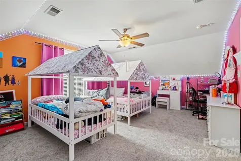 5304 Harvest Hill Drive Harrisburg NC 28075