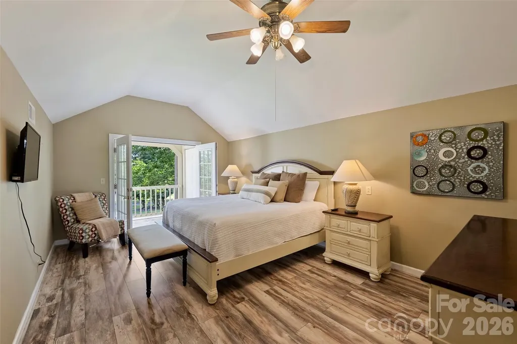 172 Tuckertown Road New London NC 28127