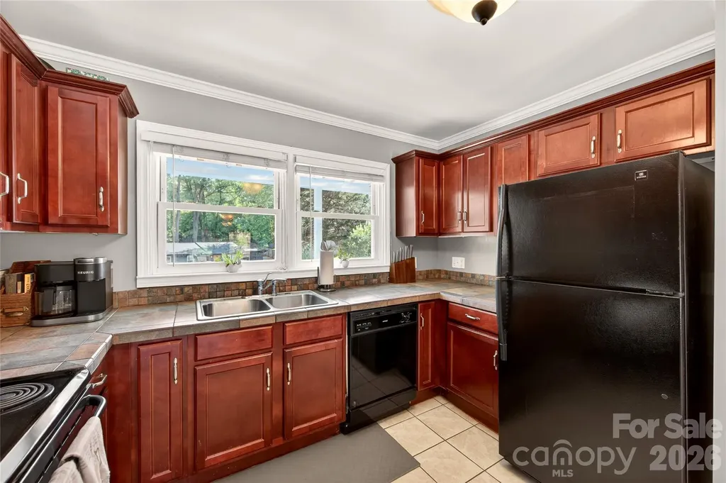 609 Kenlough Drive Charlotte NC 28209