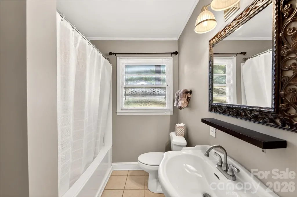 609 Kenlough Drive Charlotte NC 28209