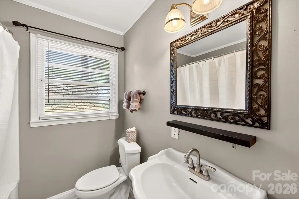 609 Kenlough Drive Charlotte NC 28209