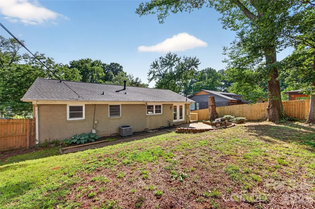609 Kenlough Drive Charlotte NC 28209