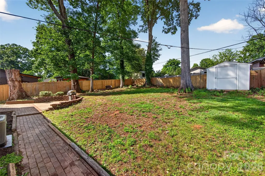 609 Kenlough Drive Charlotte NC 28209