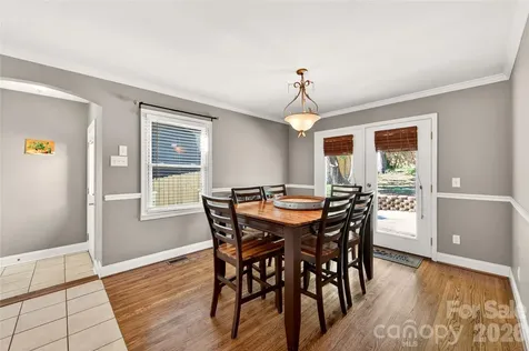 609 Kenlough Drive Charlotte NC 28209