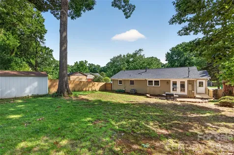 609 Kenlough Drive Charlotte NC 28209