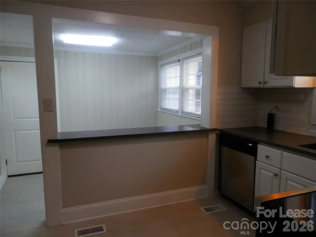 1416 Effingham Road Charlotte NC 28208