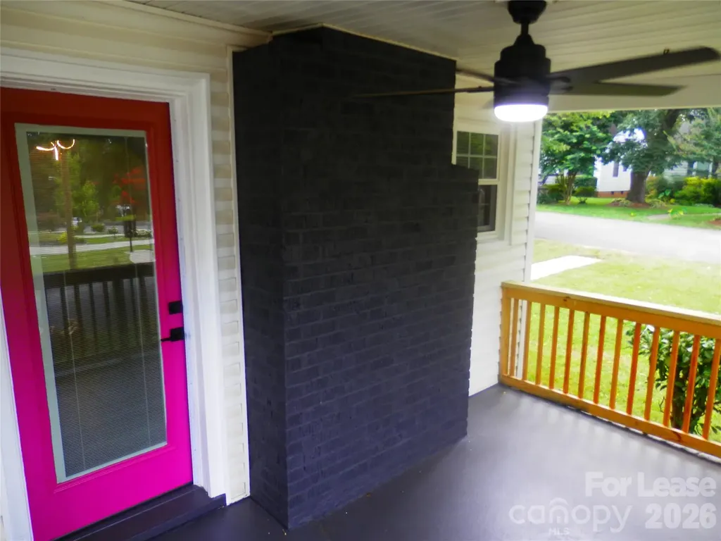 1416 Effingham Road Charlotte NC 28208